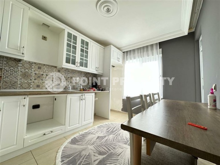 Newly renovated apartment on the 2nd floor in a residence built in 2008 in the Cikcilli area-id-4995-photo-5