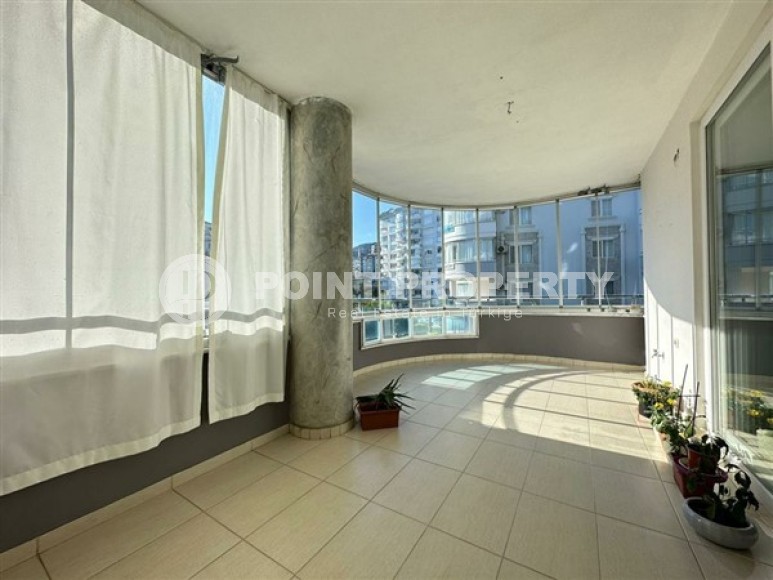 Newly renovated apartment on the 2nd floor in a residence built in 2008 in the Cikcilli area-id-4995-photo-9