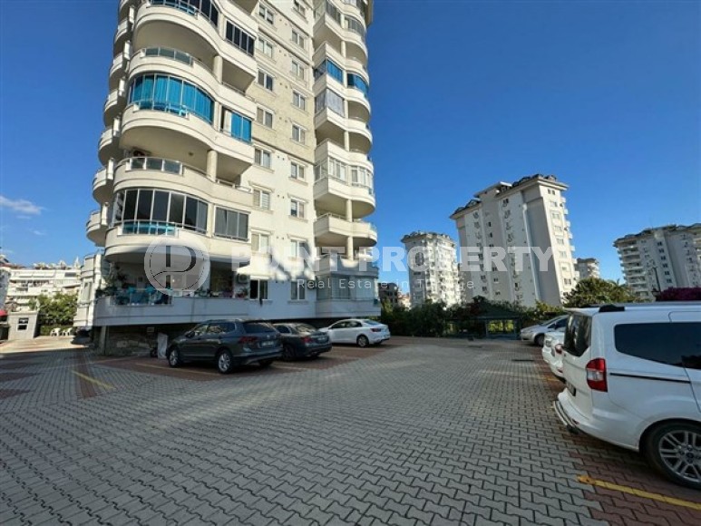 Newly renovated apartment on the 2nd floor in a residence built in 2008 in the Cikcilli area-id-4995-photo-17