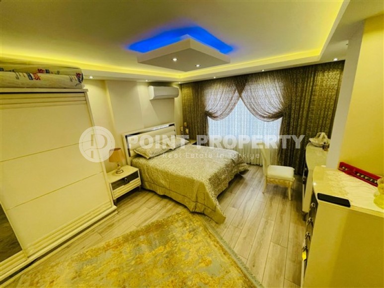 Апартаменты с тремя спальными комнатами, с обстановкой в классическом стиле, в центре города Аланья-id-5002-фото-6