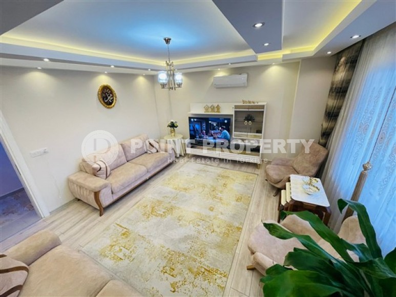 Апартаменты с тремя спальными комнатами, с обстановкой в классическом стиле, в центре города Аланья-id-5002-фото-11