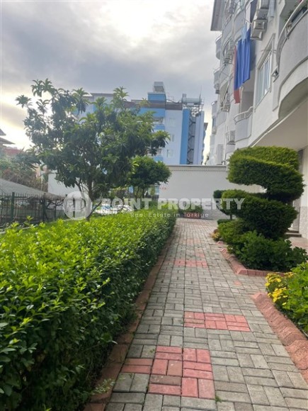 Апартаменты с тремя спальными комнатами, с обстановкой в классическом стиле, в центре города Аланья-id-5002-фото-18