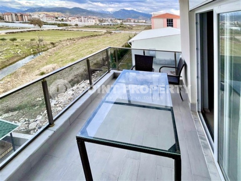 Двухуровневые, меблированные апартаменты, с видовой террасой в городе Газипаша-id-5005-фото-3