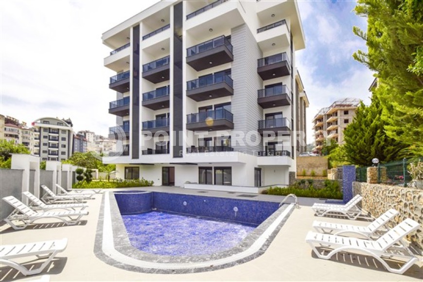 Small apartments with modern renovation in a new residential complex, in the upper Oba area-id-5008-photo-12