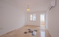 Spacious 4+2 duplex on the 5th floor with an attic on the very beach in the center of Mahmutlar-id-5015-photo-8