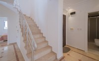 Spacious 4+2 duplex on the 5th floor with an attic on the very beach in the center of Mahmutlar-id-5015-photo-10