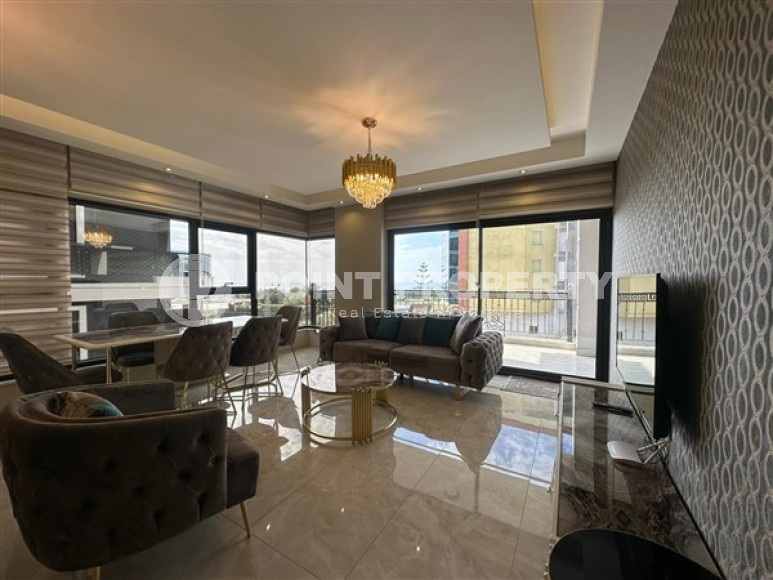 Стильная квартира с дизайнерским ремонтом на 2-м этаже в резиденции 2020 года постройки-id-5016-фото-2