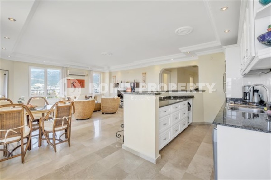 Duplex with three bedrooms and a view terrace in the upper Oba area-id-5017-photo-3