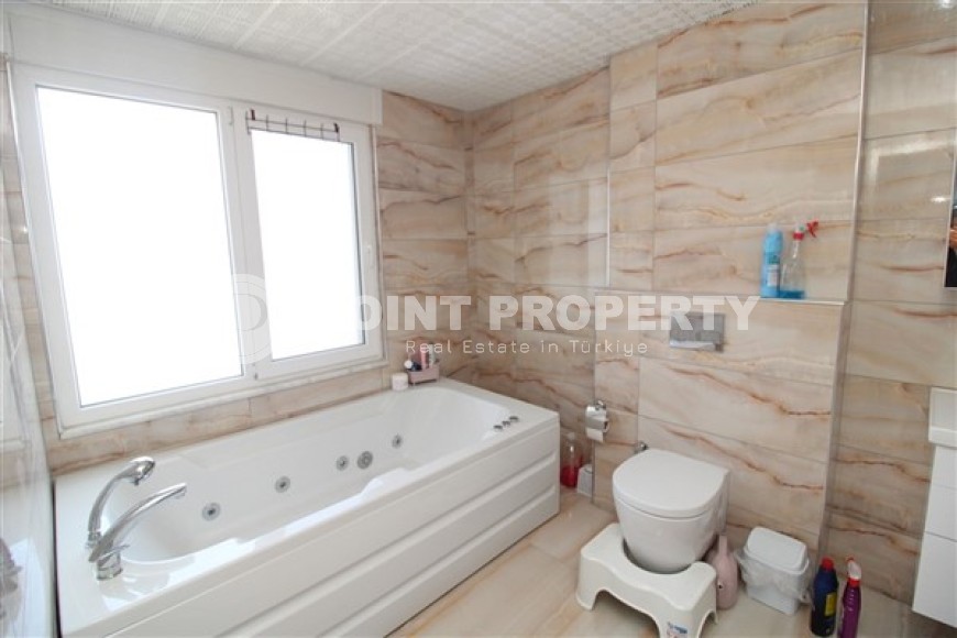 Duplex apartment with three bedrooms in Mahmutlar area-id-5022-photo-9