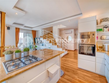 Three-room stylish apartment with terrace, duplex, furniture, 400 m from the sea-id-5028-photo-5