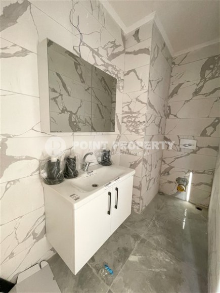 Spacious two-level apartment 2+1, with a total area of 170 m2, on the 4th floor with an attic in the center of Alanya-id-5033-photo-8