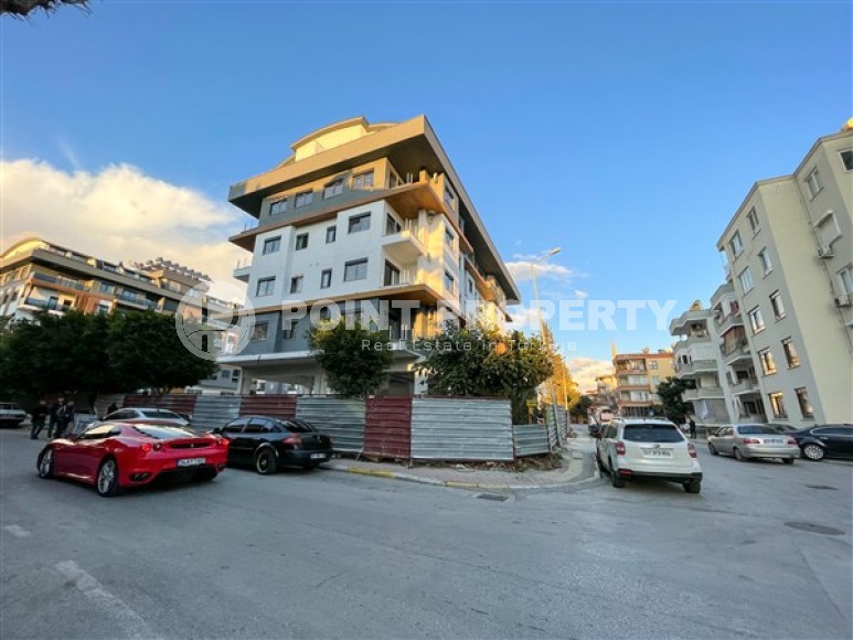 Spacious two-level apartment 2+1, with a total area of 170 m2, on the 4th floor with an attic in the center of Alanya-id-5033-photo-15