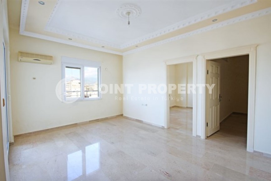 Bright panoramic duplex on the 9th floor with an attic 500 meters from the beach and promenade-id-5035-photo-4