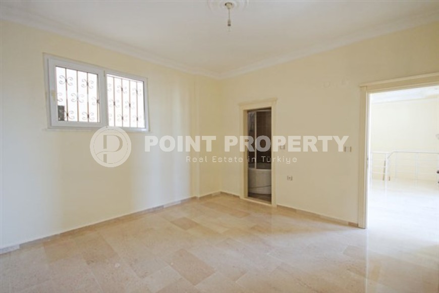 Bright panoramic duplex on the 9th floor with an attic 500 meters from the beach and promenade-id-5035-photo-5