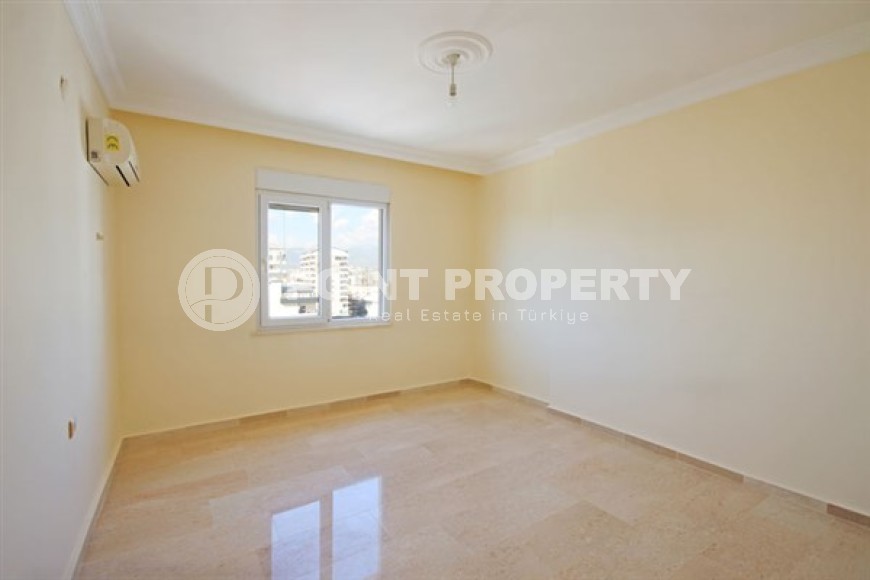 Bright panoramic duplex on the 9th floor with an attic 500 meters from the beach and promenade-id-5035-photo-8