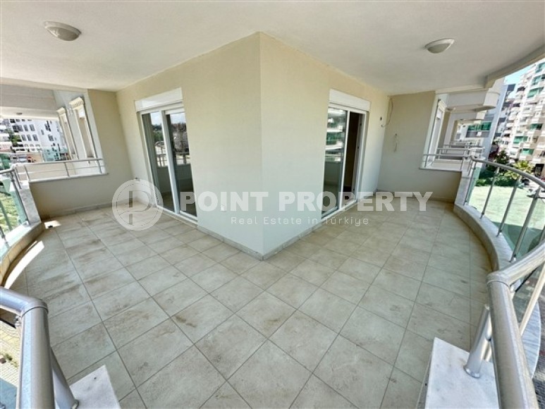 Apartment 2+1, total area 125 m2, on the 2nd floor in a residence built in 2019 with a swimming pool and garden-id-5036-photo-9