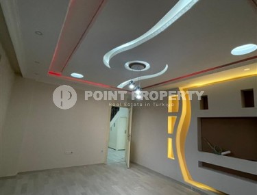 Большая двухуровневая квартира с хорошим новым ремонтом на 4-м этаже с мансардой в центре района Тосмур-id-5037-фото-2