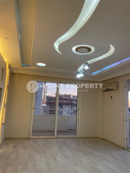 Большая двухуровневая квартира с хорошим новым ремонтом на 4-м этаже с мансардой в центре района Тосмур-id-5037-фото-3