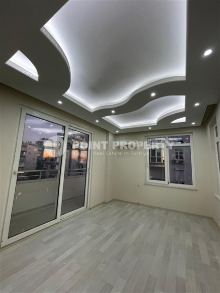 Большая двухуровневая квартира с хорошим новым ремонтом на 4-м этаже с мансардой в центре района Тосмур-id-5037-фото-5