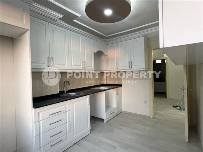 Большая двухуровневая квартира с хорошим новым ремонтом на 4-м этаже с мансардой в центре района Тосмур-id-5037-фото-11