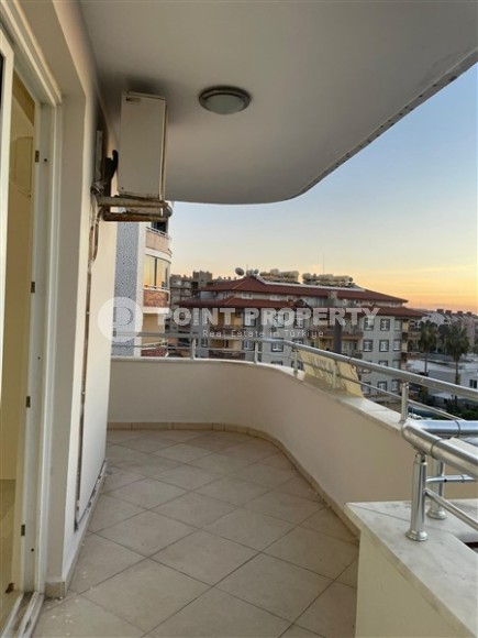 Большая двухуровневая квартира с хорошим новым ремонтом на 4-м этаже с мансардой в центре района Тосмур-id-5037-фото-13