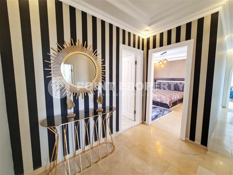 Apartment 2+1, 120m², with interior from a designer in the Alanya area - Mahmutlar, 350m from the sea-id-1407-photo-11