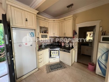 Вилла с двумя спальными комнатами и прекрасными, панорамными видами, в районе Каргыджак-id-5042-фото-2