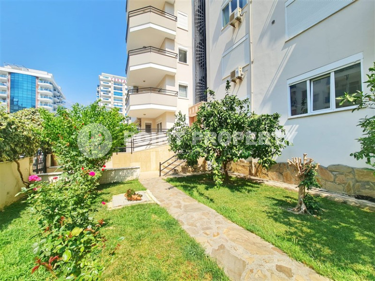 Apartment 2+1, 120m², with interior from a designer in the Alanya area - Mahmutlar, 350m from the sea-id-1407-photo-16