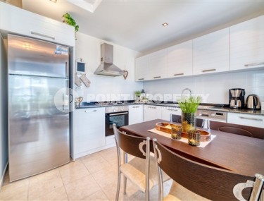 Светлая просторная квартира с современным дизайном на 3-м этаже в резиденции с бассейном и фитнес клубом-id-5048-фото-4