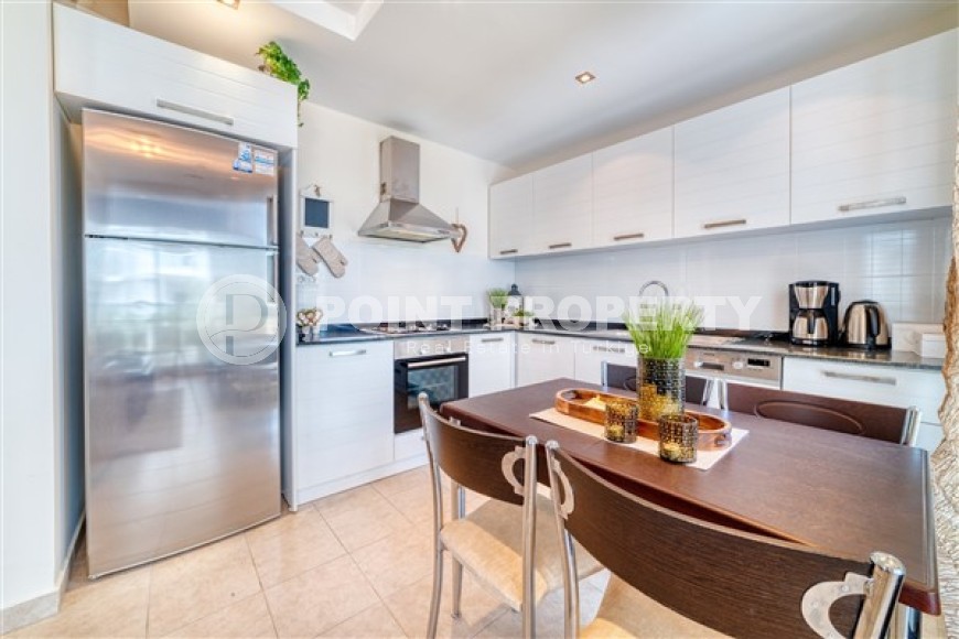 Светлая просторная квартира с современным дизайном на 3-м этаже в резиденции с бассейном и фитнес клубом-id-5048-фото-4