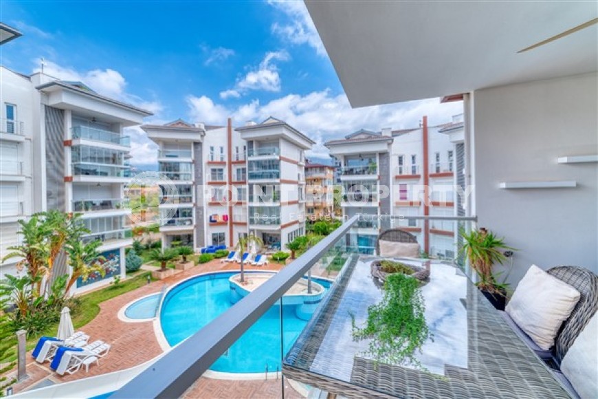 Светлая просторная квартира с современным дизайном на 3-м этаже в резиденции с бассейном и фитнес клубом-id-5048-фото-12