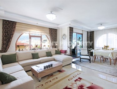 Панорамная двухуровневая квартира 6+1 на 4-м этаже с мансардой в 500 метрах от пляжа и набережной-id-5054-фото-1