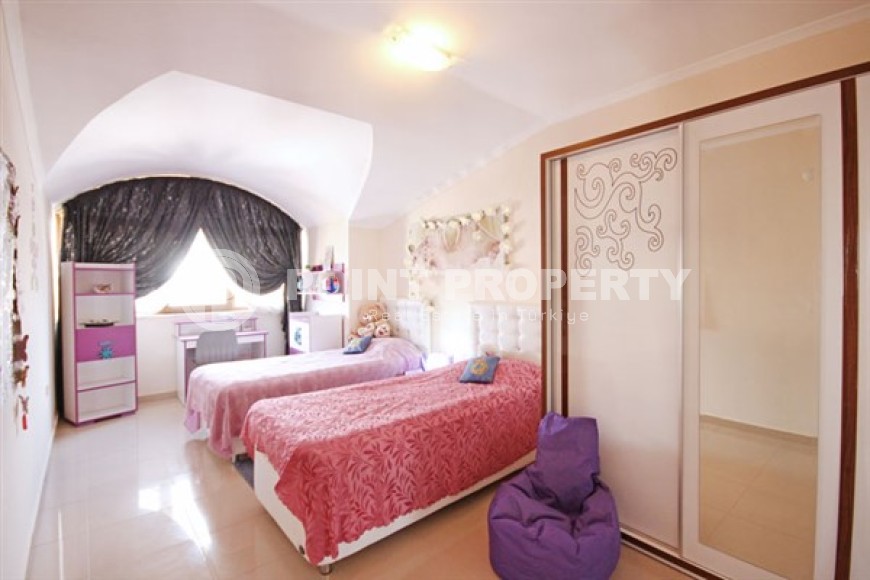 Панорамная двухуровневая квартира 6+1 на 4-м этаже с мансардой в 500 метрах от пляжа и набережной-id-5054-фото-11