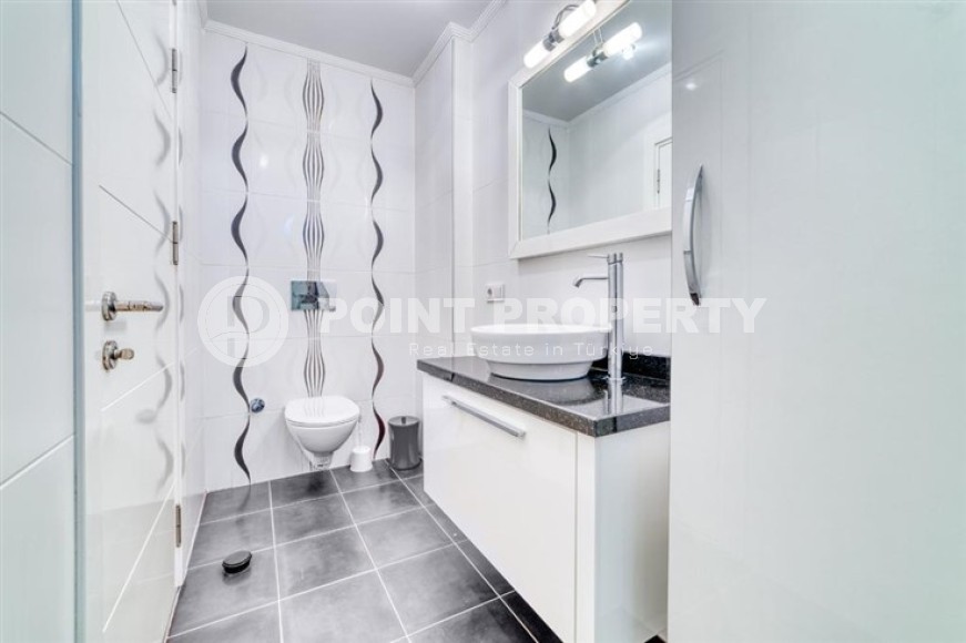 Светлая просторная квартира 2+1 на 1-м этаже в доме 2012 года постройки с бассейном и фитнес клубом.-id-4442-фото-8