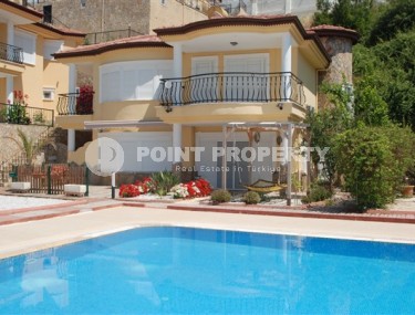 Two-storey villa with a private pool and garden in a prestigious area of Alanya - Kargicak-id-5072-photo-1