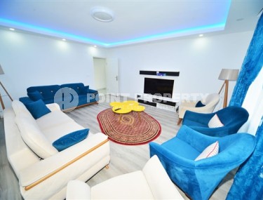 Просторная квартира с тремя спальными комнатами в 450 метрах от пляжа и набережной-id-5075-фото-2