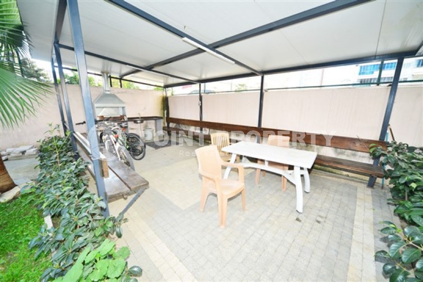 Spacious apartment with three bedrooms 450 meters from the beach and promenade-id-5075-photo-16