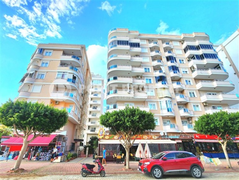 Bright apartment with three bedrooms, unfurnished, in the Mahmutlar area-id-5078-photo-1