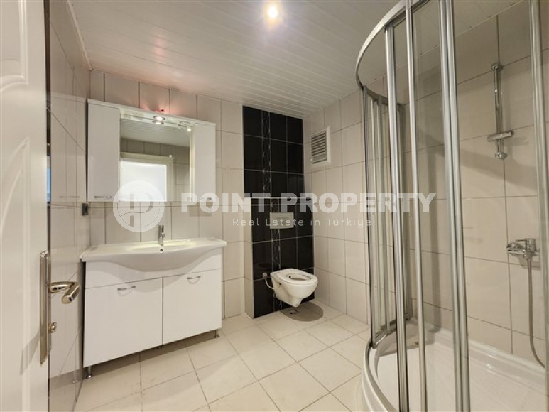 Bright apartment with three bedrooms, unfurnished, in the Mahmutlar area-id-5078-photo-10