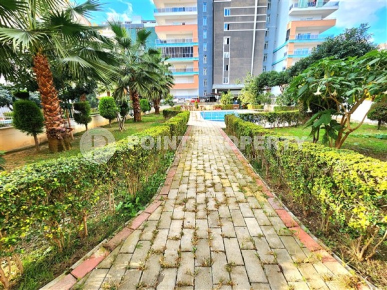 Bright apartment with three bedrooms, unfurnished, in the Mahmutlar area-id-5078-photo-18