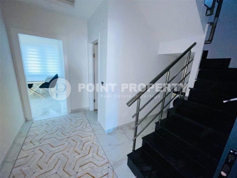 Двухуровневые апартаменты с тремя спальными комнатами в жилом комплексе 2023 года постройки, в районе Махмутлар-id-5079-фото-13