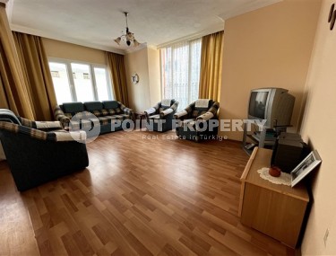 Уютные меблированные апартаменты с двумя спальными комнатами и отдельной кухней, в районе Тосмур-id-5081-фото-1