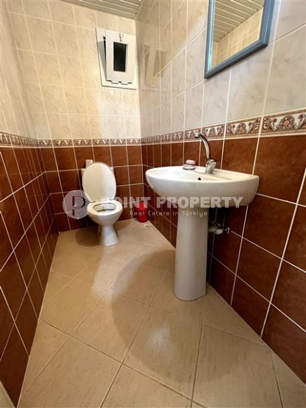 Уютные меблированные апартаменты с двумя спальными комнатами и отдельной кухней, в районе Тосмур-id-5081-фото-7