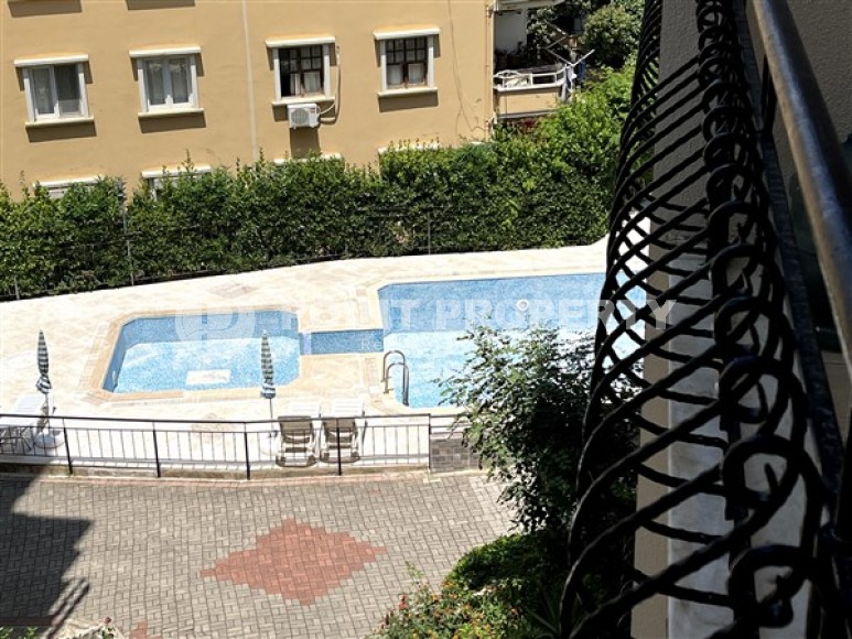 Уютные меблированные апартаменты с двумя спальными комнатами и отдельной кухней, в районе Тосмур-id-5081-фото-10