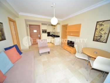 Меблированные, уютные апартаменты с двумя спальными комнатами, в активно развивающемся районе Каргыджак-id-5082-фото-3