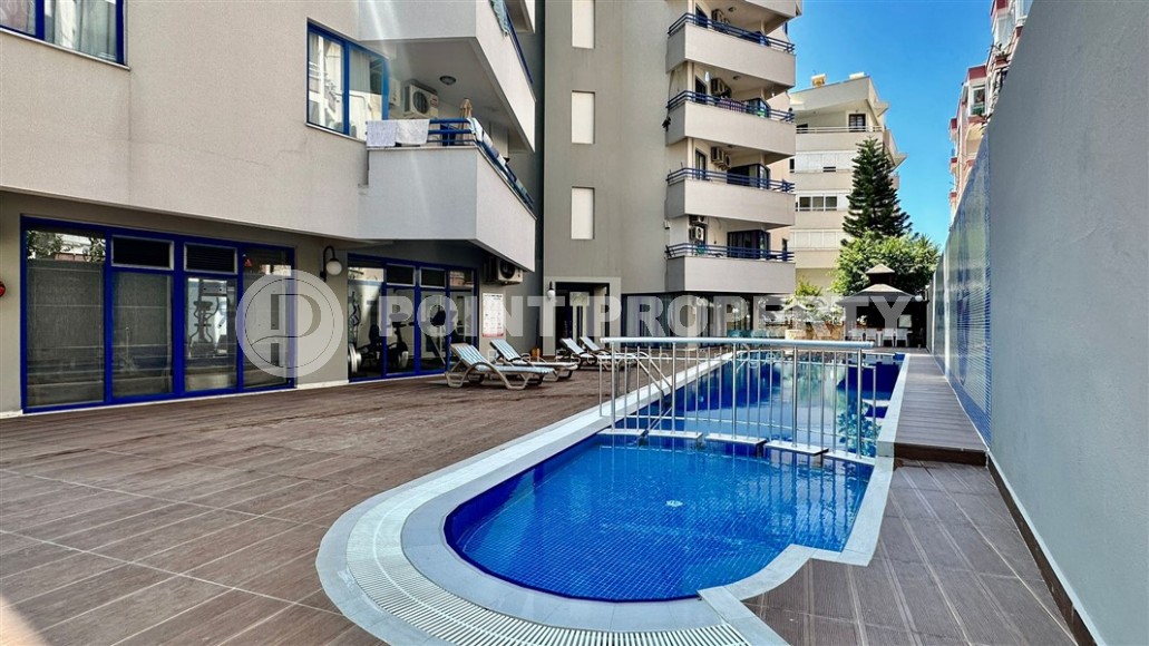 Компактная меблированная квартира на самом берегу моря в центре Аланьи-id-5088-фото-12