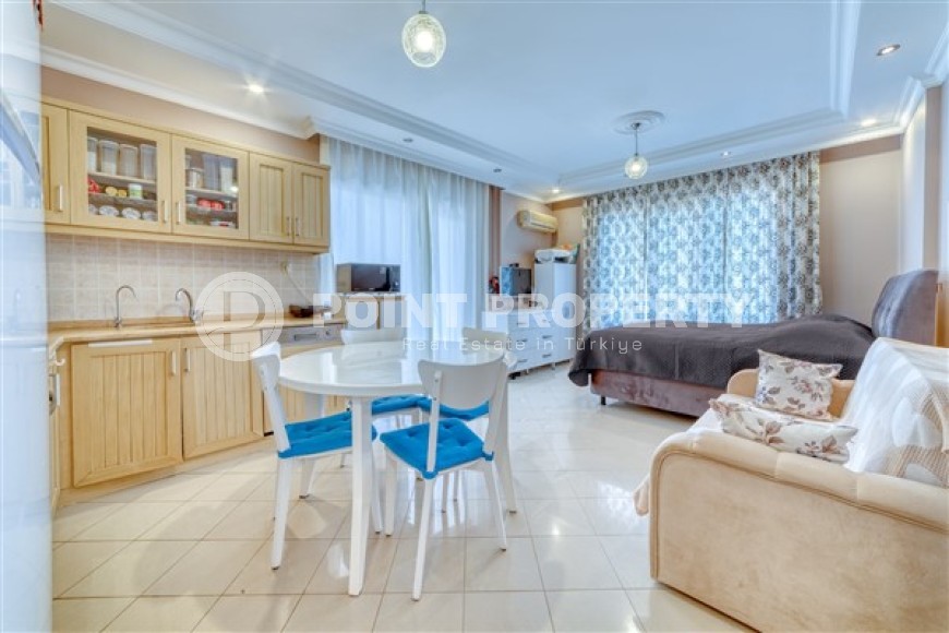 Spacious 1+1 apartment with a total area of 70 m2, with the possibility of obtaining a residence permit-id-5090-photo-1