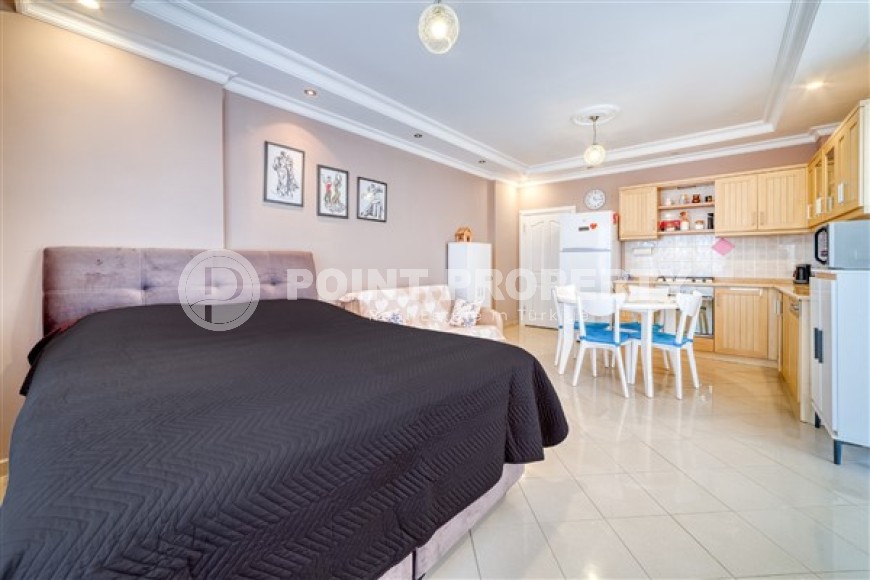 Spacious 1+1 apartment with a total area of 70 m2, with the possibility of obtaining a residence permit-id-5090-photo-2