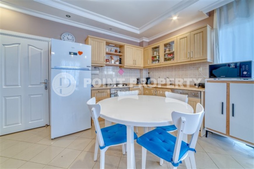 Spacious 1+1 apartment with a total area of 70 m2, with the possibility of obtaining a residence permit-id-5090-photo-4