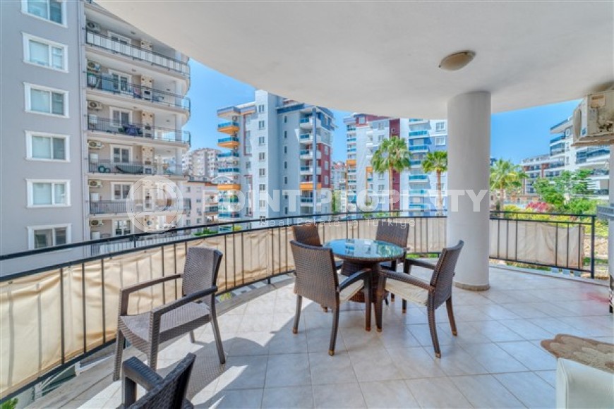 Spacious 1+1 apartment with a total area of 70 m2, with the possibility of obtaining a residence permit-id-5090-photo-9